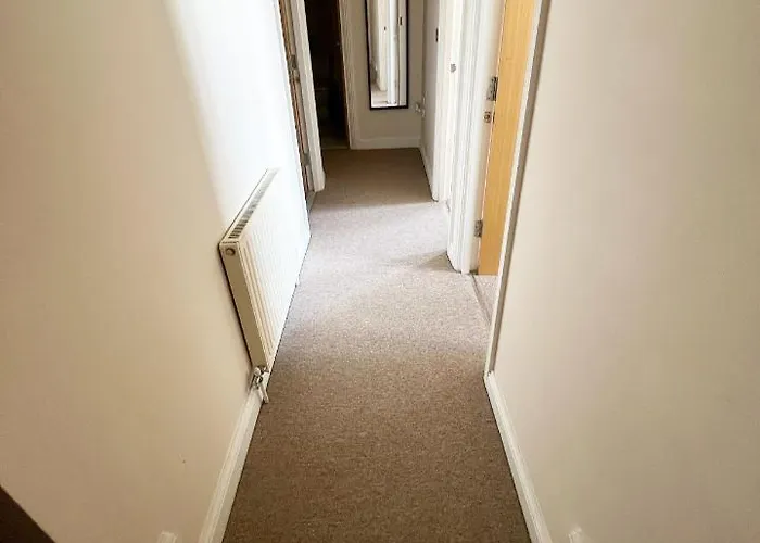 Cosy Town Centre Apartment Close To Beach