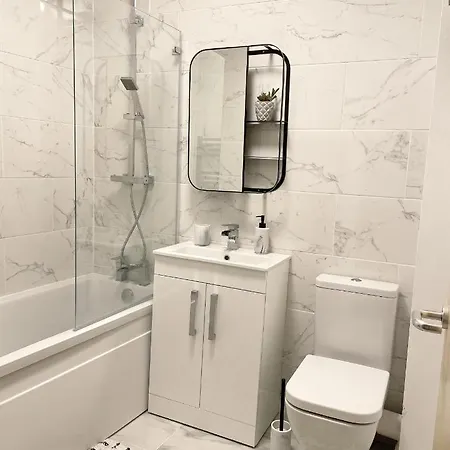 Cosy Town Centre Apartment Close To Beach Борнмут Экстерьер фото